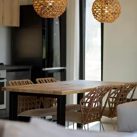 Amahle Luxury *